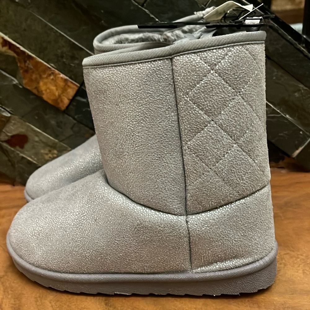 Gray Shearling boots